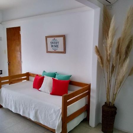 Apartamentos Laguna De Navarro Bagian luar foto