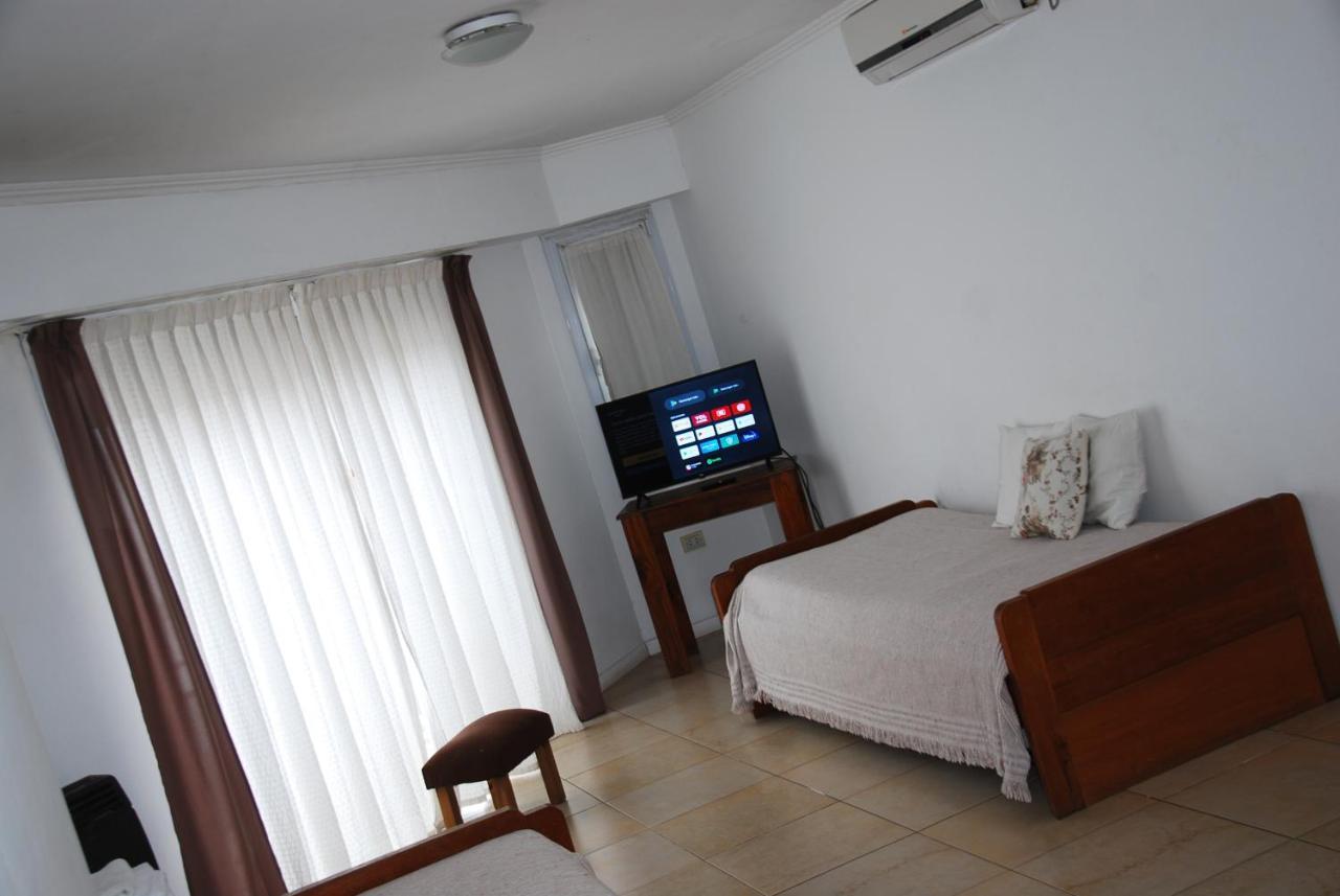 Apartamentos Laguna De Navarro Bagian luar foto